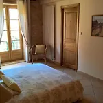 Bed & Breakfast Le Clos Des Pierres Dorees Theize